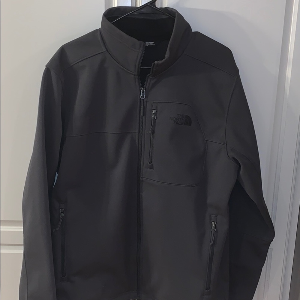 The North Face Men’s Apex Jacket